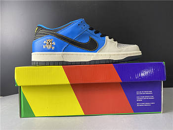 Instant Skateboard x Nike Dunk SB Low Blue Black White 