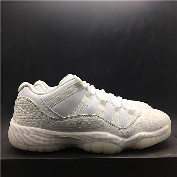 Air Jordan 11 Low Heiress Frost White