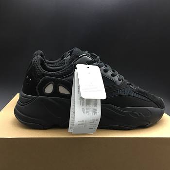 Yeezy Boost 700 Wave Runner Triple Black