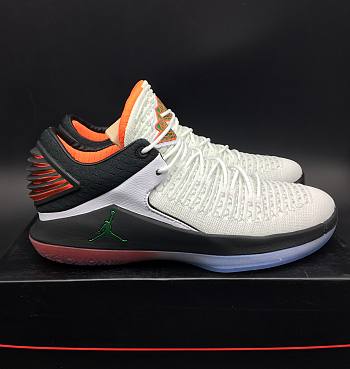 Air Jordan 32 Low Like Mike Gatorade