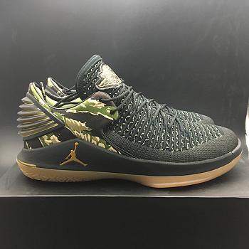 Air Jordan 32 Low Camo