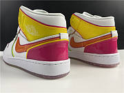 Air Jordan 1 Mid Edge Glow -  CV4611-100 - 4