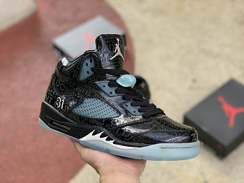 Air Jordan 5 Retro Doernbecher - 633068-010 