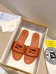 Fendi SIGNATURE Brown leather slides - 8R8136AE7TF1C4R - 4