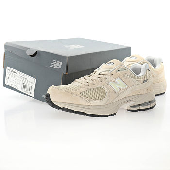 New Balance 2002R Bone 