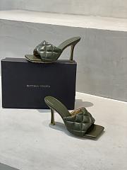 Bottega Veneta Khaki Paded Sandals - 2