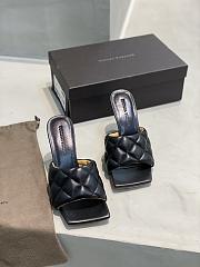 Bottega Veneta Black Paded Sandals - 2