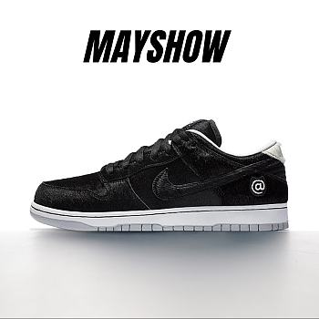 Nike SB Dunk Low Medicom Toy - CZ5127-001 