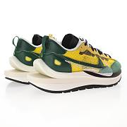 Nike Vaporwaffle sacai Tour Yellow Stadium Green - CV1363-700 - 4