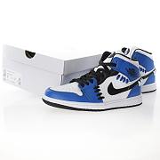 Air Jordan 1 Mid Sisterhood - CV0152-401 - 5