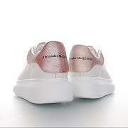 Alexander McQueen Oversized Pearlized Pink - 553770WHYBZ9053 - 5