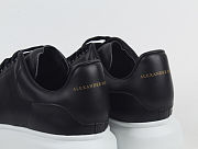 Alexander McQueen Oversized Black White Sole - 553680WHGP51000 - 5