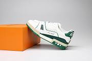 Louis Vuitton Trainer White Green Signature - 1A54HS - 2