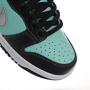 Nike Dunk SB Low Diamond Supply Co. 