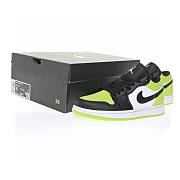 Air Jordan 1 Low Snakeskin Vivid Green - DX4446-301 - 5