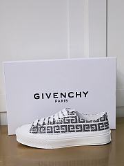 Givenchy City 4G 00588 - 5