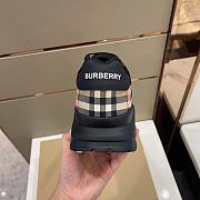 	 Burberry Ramsey Vintage Check Black Red - 2