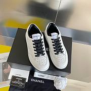 Chanel 22P Trainer White Black - 3