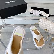 Chanel White Lambskin Padded Pool Thong Sandals - 2