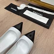 Chanel White Lambskin Pearl Embellished Heel Pumps - 4