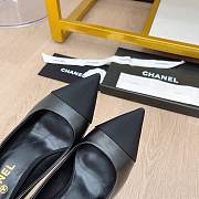 Chanel Black Leather Pearl Heel Pumps - 3