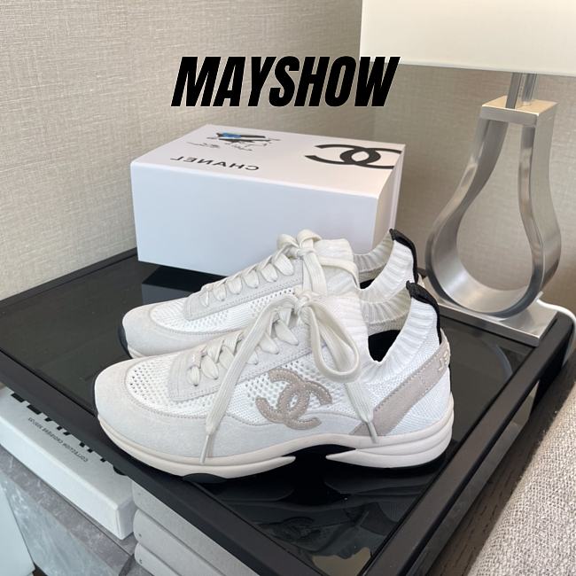 	 Chanel Low Top Trainer CC White Beige - 1