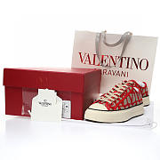 	 Valentino Toile Iconographe Totaloop Low-top in Beige Red - 2Y0S0H02RWC_J4A - 3