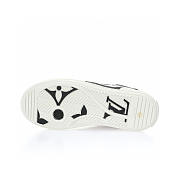 Louis Vuitton Low Black White Charlie Sneaker - 1AANI9 - 5