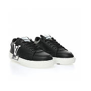 Louis Vuitton Low Black White Charlie Sneaker - 1AANI9 - 4