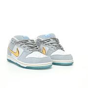 Nike SB Dunk Low Sean Cliver - DC9936-100 - 3