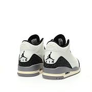 Air Jordan 3 Retro Cement Grey - CT8532 106 - 3