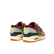 Nike Air Max 1 '87 Luxe University of Oregon PE - HQ2639-100 - 2