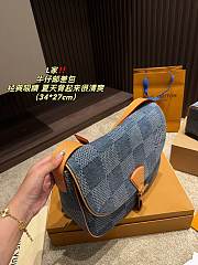 Louis Vuitton P240 Blue Monogram 34x27cm - 4