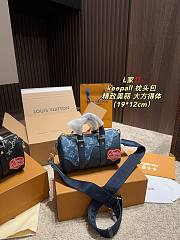 	 Louis Vuitton P200 Keepall Blue 19x12cm - 1