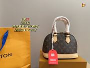 Louis Vuitton P155 Monogram 24x17cm - 1