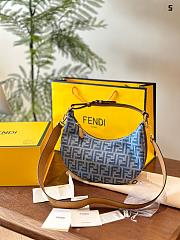 Fendi P220 Monogram 27cm - 3