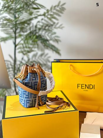 Fendi Mon Tresor P175 14x22cm