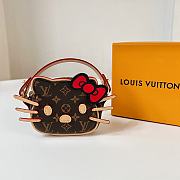 Louis Vuitton & Hello Kitty Mini Bag Crossbody Bag 10×8×4cm - 1