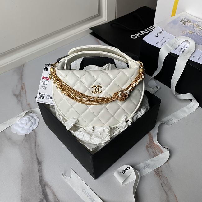 Chanel Ap8558 White 18cm - 1