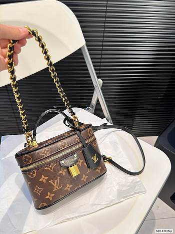 Louis Vuitton P150 47125yz 19*12cm