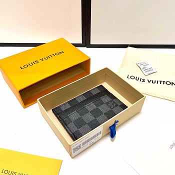 Louis Vuitton Card Holder P55 Black Monogram 9x5cm