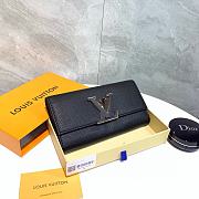 Louis Vuitton Wallet P105 Black 19x10cm - 1