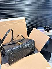 YSL Cassandra P185 Black 24x20cm - 3