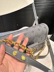 Louis Vuitton Dauphine P170 Grey 25x19cm - 3