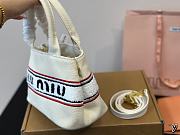 Miumiu Striped Logo Tote P150 Cream 22x14cm - 3