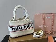 Miumiu Striped Logo Tote P150 Cream 22x14cm - 1