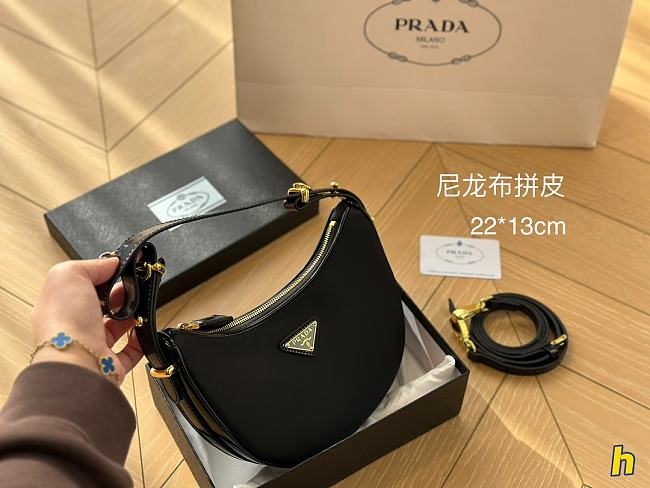 Black Prada Arqué Leather Mini Shoulder Bag 22x13cm - 1