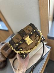 Louis Vuitton Reverse Monogram Essential Trunk 15cm - 5