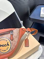 Coach Warren Belt Bag In Signature Canvas With Trompe L'oeil Print 42x17cm - 2