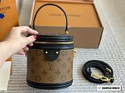 Louis Vuitton Cannes Bag 15 x 17 x 15 cm - 1